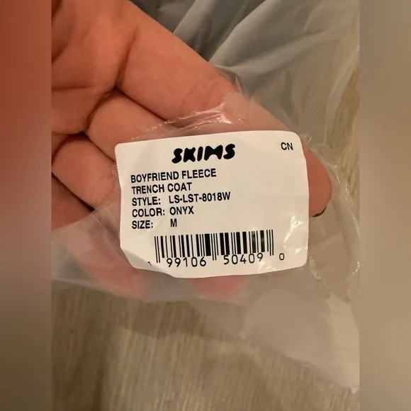 NWT Skims Boyfriend Fleece Trench Coat size Medium - Picture 8 of 8